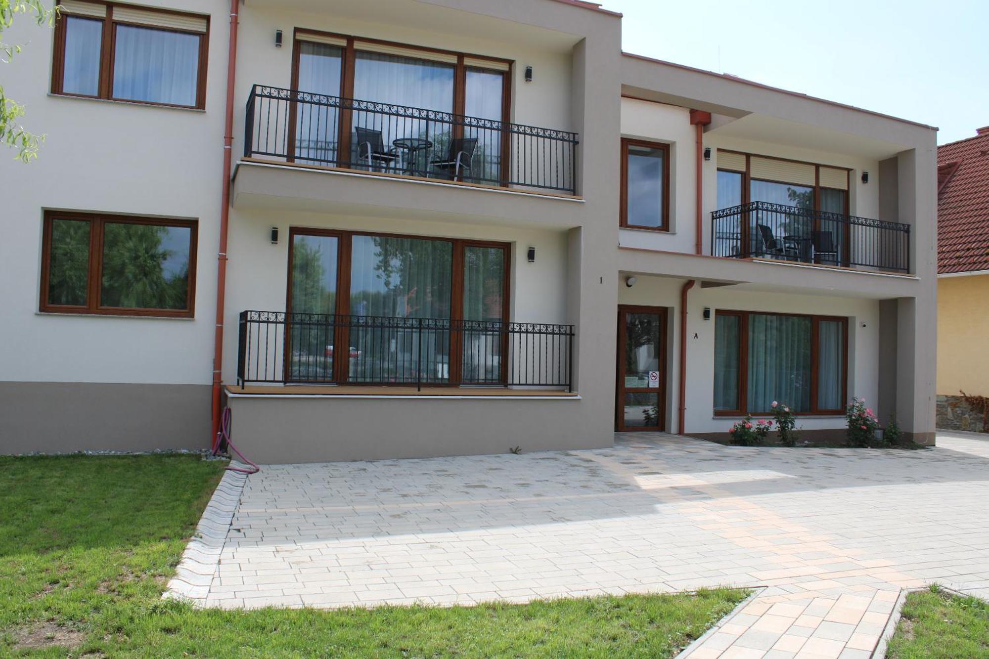 Mara Apartman Buek Экстерьер фото