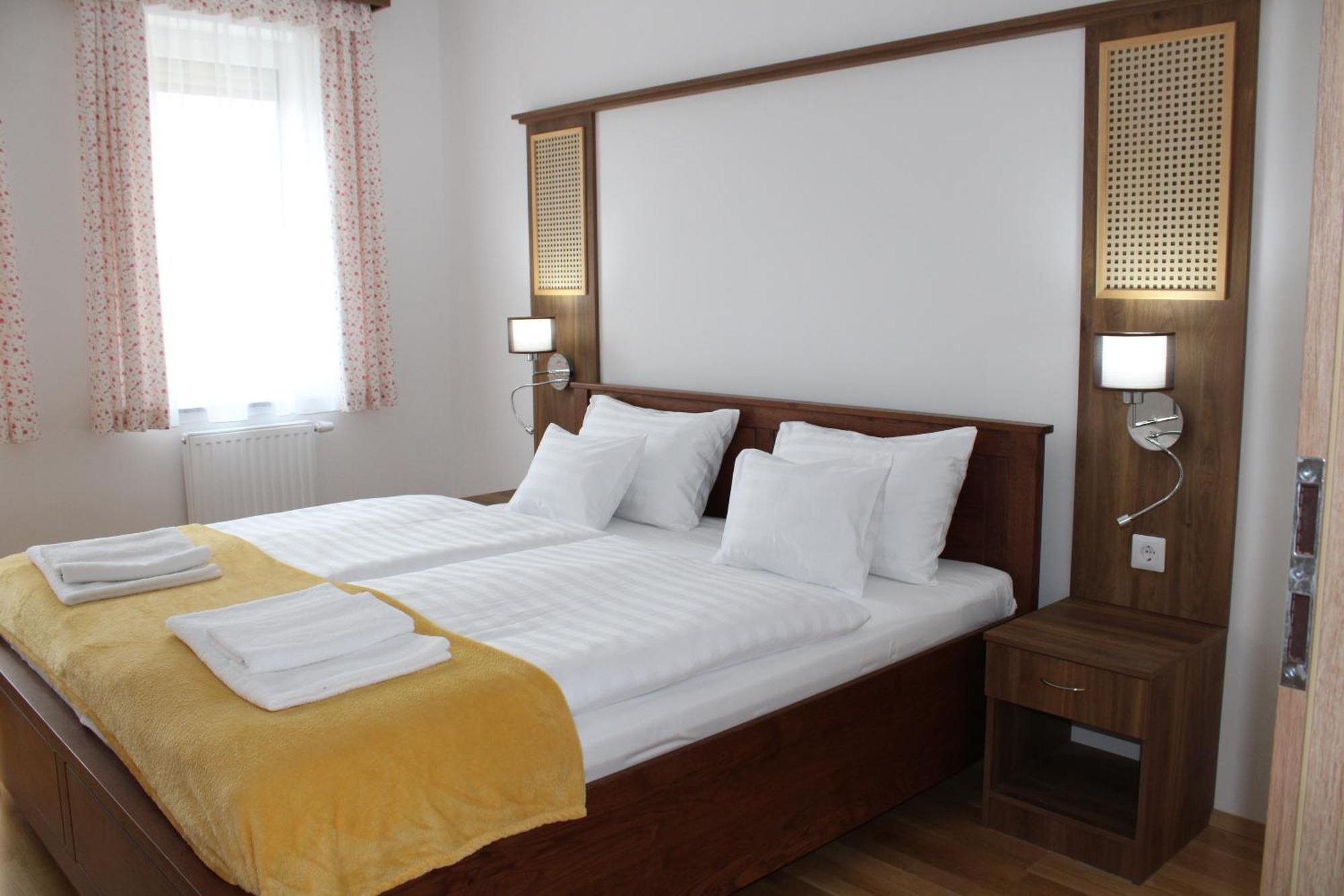 Mara Apartman Buek Экстерьер фото